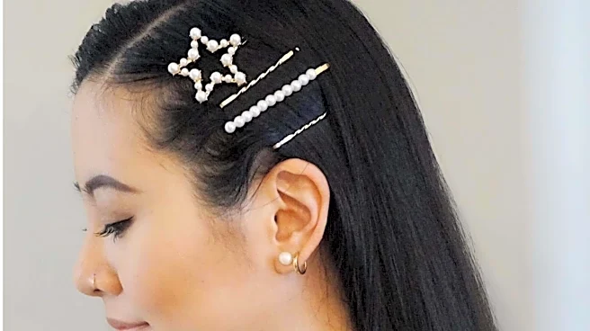 Shoulder-length hair? Stacked barrette should be your go-to