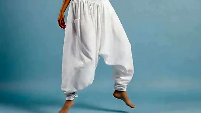 These styles go well with harem pants