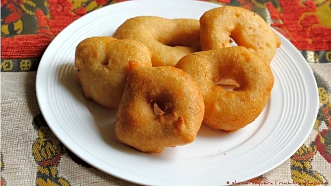 Have you tried these black gram fritters yet?