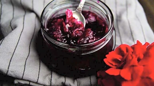 Rose petal jam: 5 naturally sweetened recipes to try