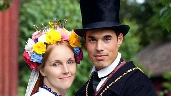 Unique keepsakes from Dutch weddings couples cherish