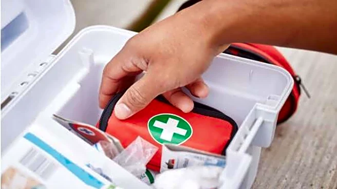 How to organize your home medical kit