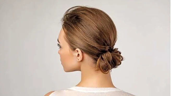 How to style mini hair buns