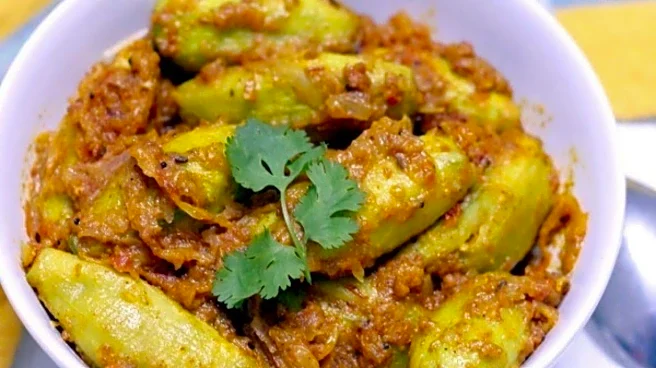 How to turn pointed gourd into yummy breakfast dishes