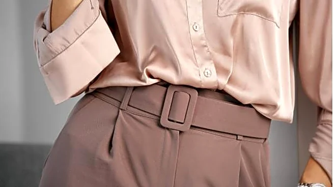 Why peach chinos are trending this winter