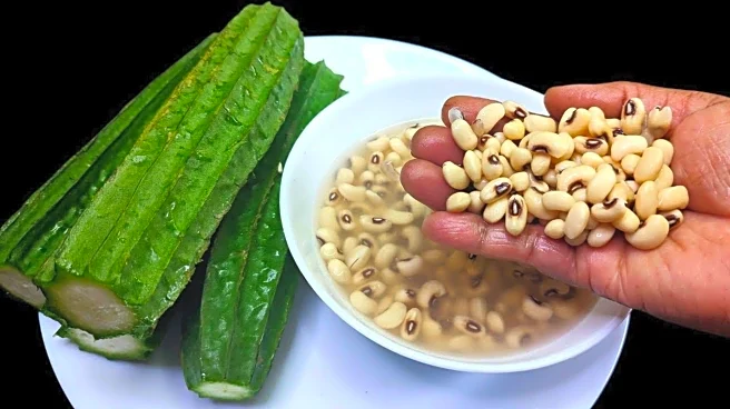 How to turn ridge gourd-cowpea into delicious dishes