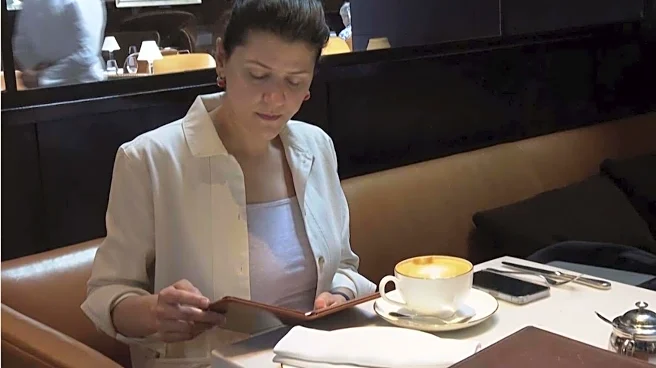 Solo lunch? Here's how to make it enjoyable