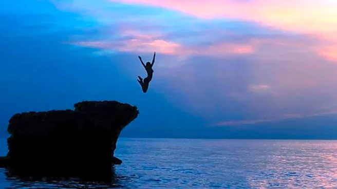 Ceres Valley: The ultimate cliff jumping destination