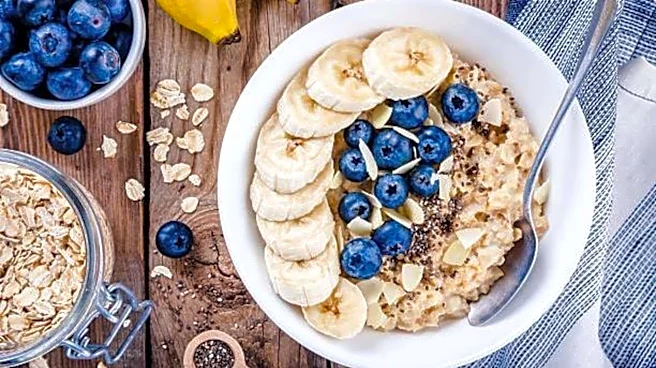 Blueberry oatmeal: A morning meal for glowing skin