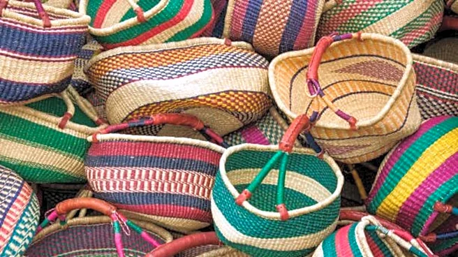 Handcrafted baskets: A sustainable alternative to plastic bags