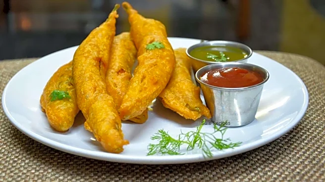 How to make green chilli fritters at home