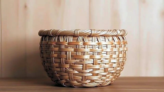 How to make colorful baskets at home