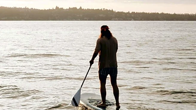 Paddleboarding v/s roller skating: Which improves your balance better?