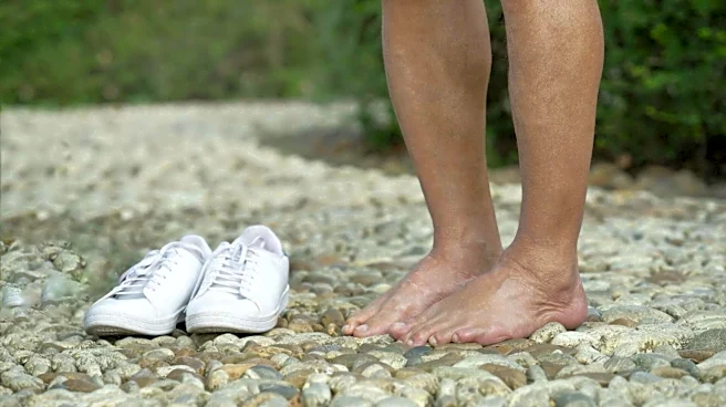 Foot reflexology walking: 5 health benefits