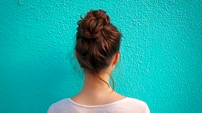Want to nail the boho look? Try this hairstyle