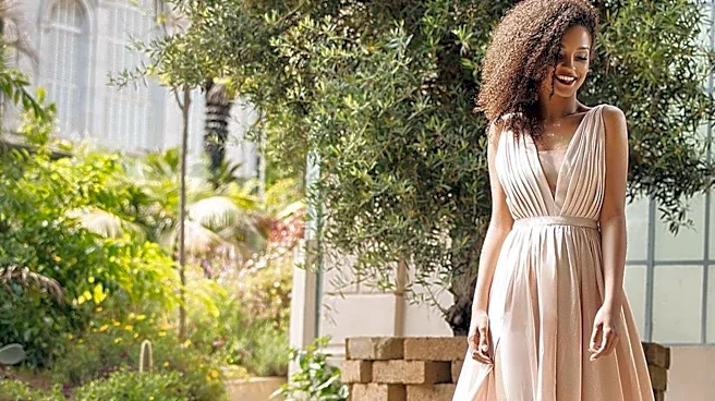 How to wear pastels this summer