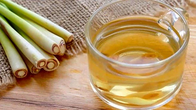 Why skincare enthusiasts are loving lemongrass water