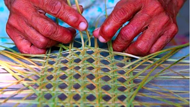 How to create stunning straw art