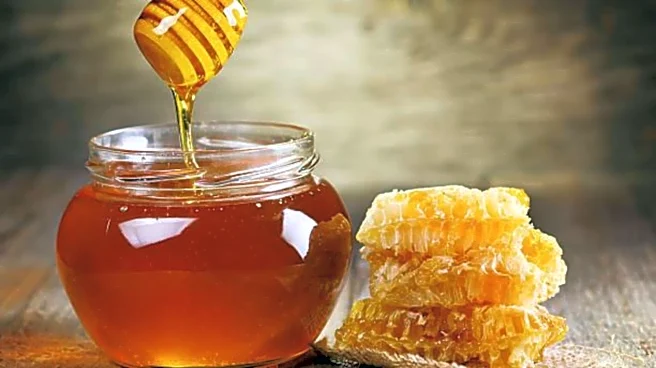 Raw honey: Your remedy for better skin
