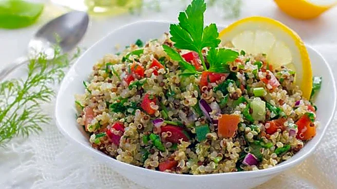 This veggie salad will keep you full for hours