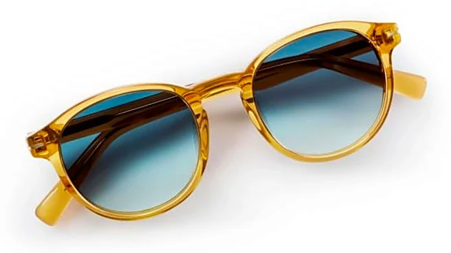 Every fashion lover needs these retro sunglasses