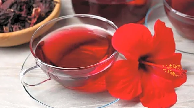 5 wellness rituals using hibiscus petals