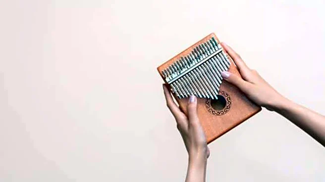 How to decorate your thumb piano
