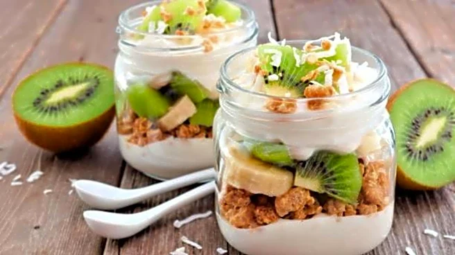 Your breakfast fix should be this coconut parfait