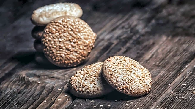 5 traditional Greek snacks made with sesame