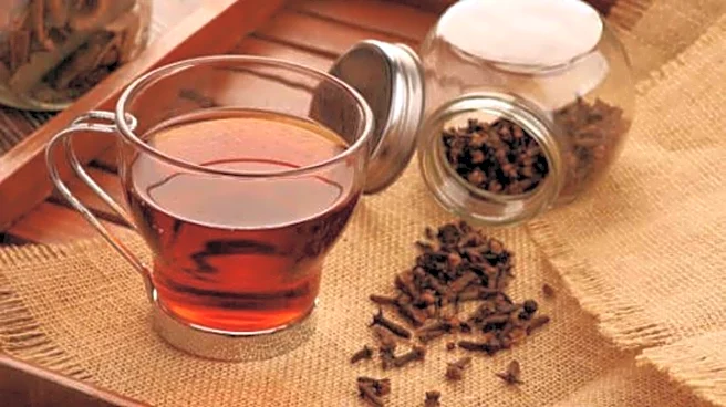 Beat fatigue naturally with clove tea