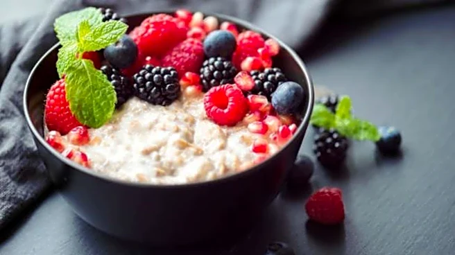 These raspberry bowls are simple and tasty
