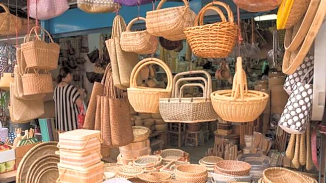 Barkcloth bags: A timeless handmade craft