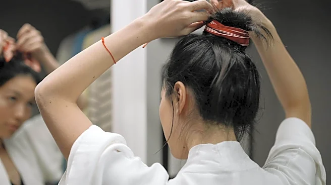 5 cute summer hairstyles to try with a scrunchie
