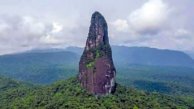 Pico Cao Grande: A striking natural wonder in Africa