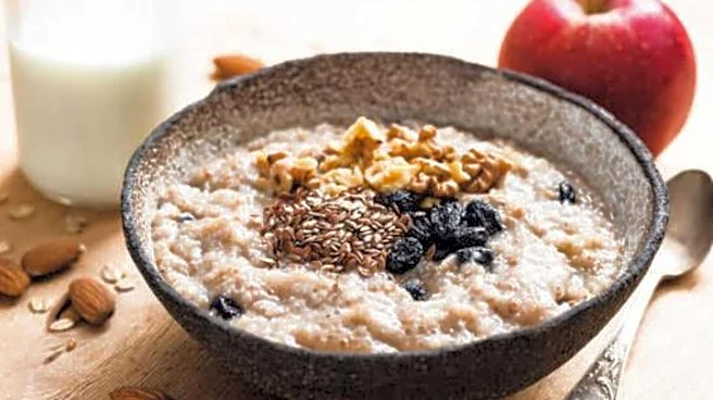 This flaxseed porridge will keep you full for hours