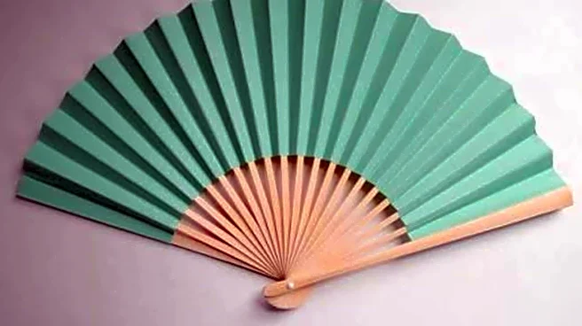 How to create hand fans using cardboard