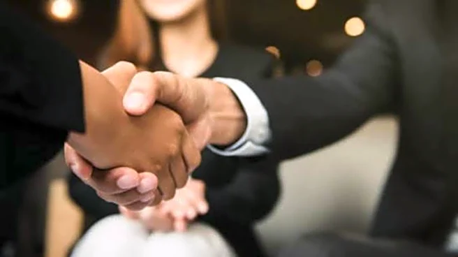 Social etiquette 101: 5 rules we often ignore