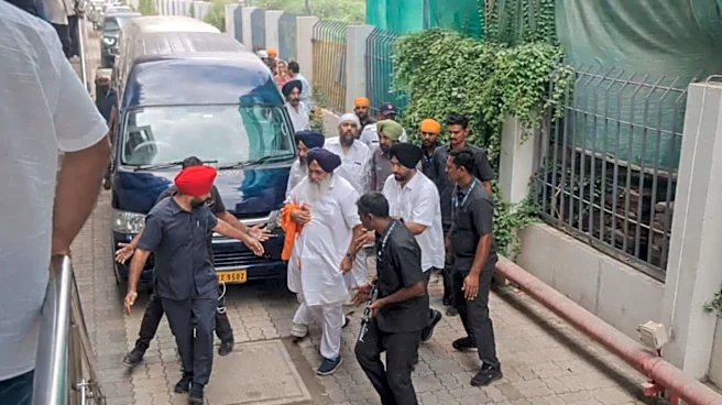 Sukhbir Singh Badal attacked inside Nanded gurdwara; rushed to hospital