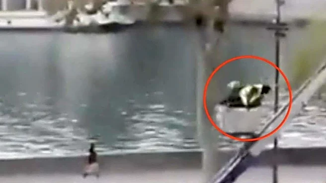 New Louvre heist video surfaces; shows robbers descending on ladder