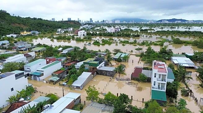 Morgues overflow as floods kill 250+ in Thailand, Indonesia