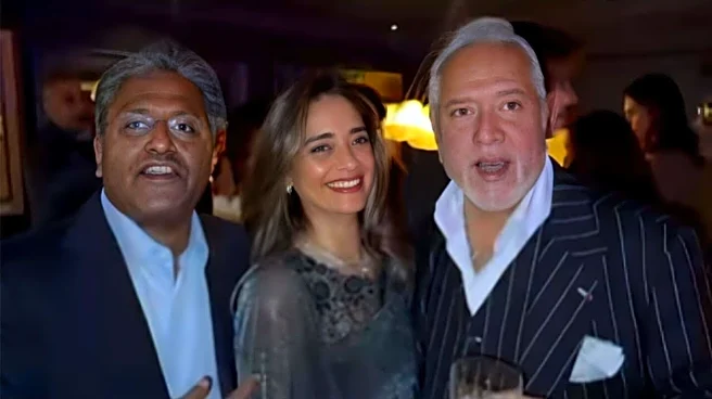 'We're biggest fugitives': Lalit Modi, Vijay Mallya joke while partying