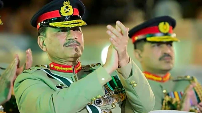 Did Pakistan army chief Asim Munir's daughter marry her cousin?
