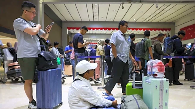 Indonesia: Volcano disrupts 301 flights, shuts down 6 airports