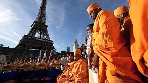 Paris finds no BAPS Swaminarayan Sanstha request at Eiffel Tower