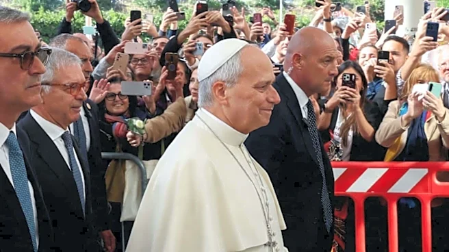 Pope, diagnosed with lung cancer, undergoes surgery