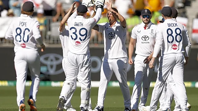 The Ashes, 1st Test: 19 wickets fall on Day 1