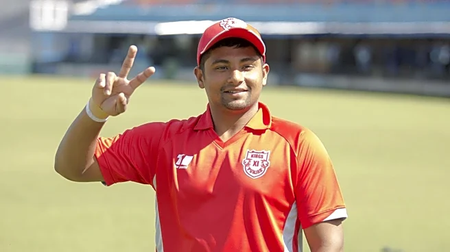 Sarfaraz Khan hammers 15-ball half-century on IPL 2026 auction day