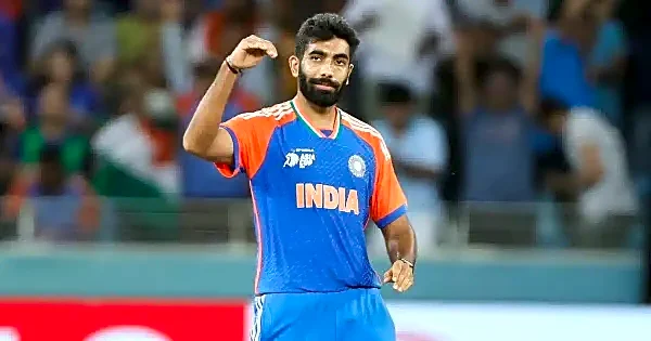 STATS: Bowlers to take 100 + wickets in all 3 formats