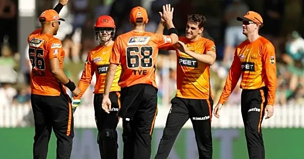 Perth Scorchers beat Sydney Sixers in Qualifier 1 of BBL 15, book a place in home final
