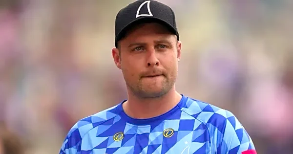 England selector Luke Wright steps down from his position